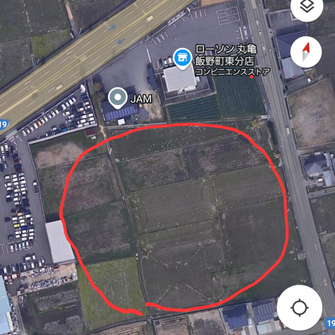 ローソン丸亀飯野町東分の南側が更地になりましたが、何が出来るのでしょうか？
造成された土地を見るに分譲地ではなさそうです。