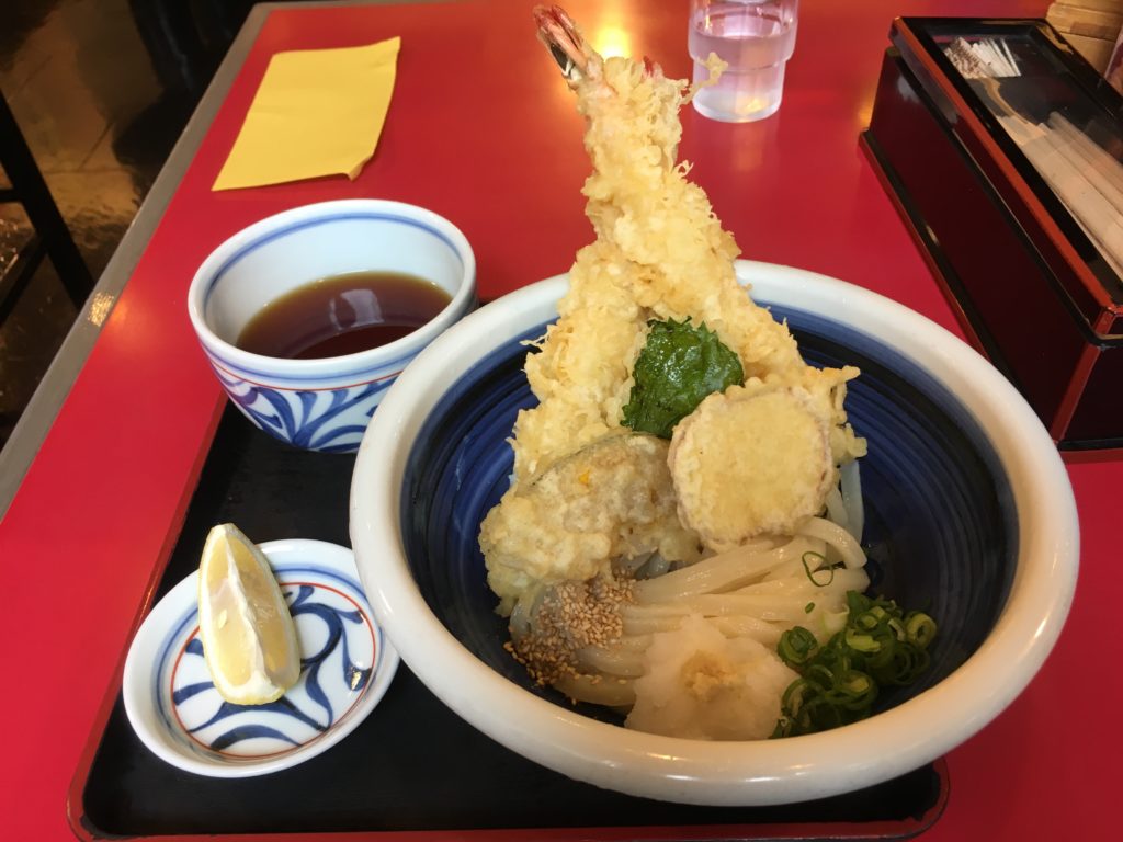本格うどん おか泉の自慢の一品、ひや天おろし画像