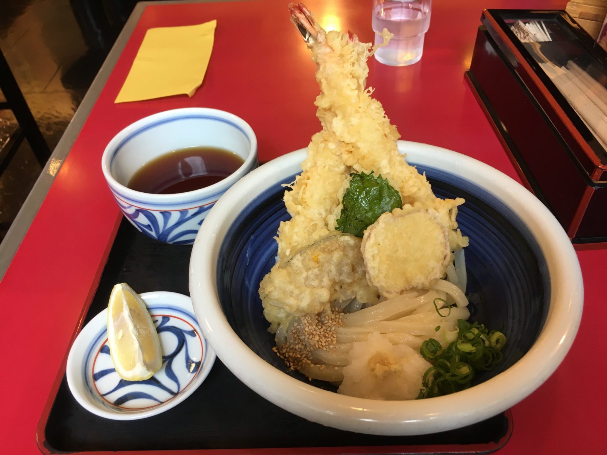 本格うどん おか泉の自慢の一品、ひや天おろし画像