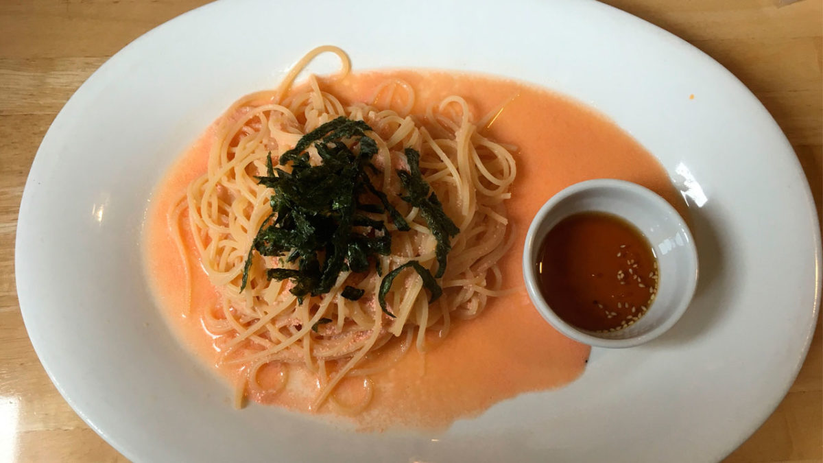 「DEAR 原田本店」の『日替わりパスタランチ』サラダバー・パン食べ放題・ドリンクバーがセット!