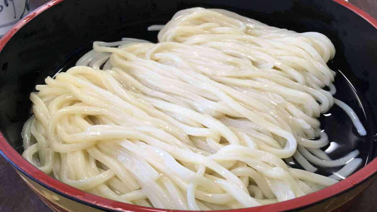 「釜あげうどん 長田 in 香の香」の『冷し たらい 小 4.5玉』ダシが美味すぎて中毒性あり!