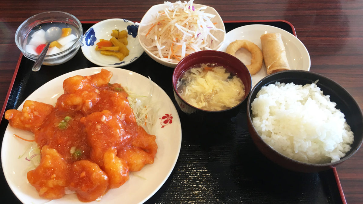 「台湾料理 味源」の『エビチリ定食』量が多くて、しっかりおいしい！