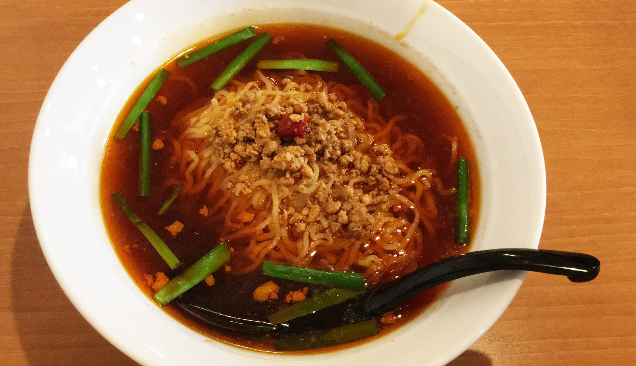 「台湾料理 味源 土器店」の『台湾ラーメン』辛いだけではなく、濃厚な旨味があるから箸が止まらない！