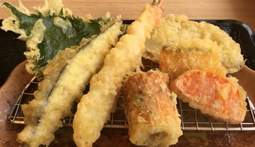 「揚げ立て天ぷら あさ山 丸亀店」の『天丼』と『定食』