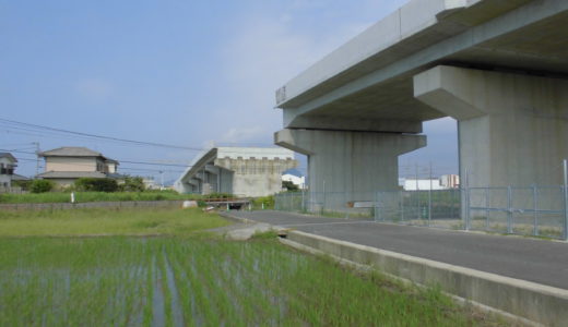 県道205号多度津丸亀線バイパスの多度津庄跨線橋（仮称）がもうすぐ繋がりそうだけど、いつできる？→まだ2、3年先でした