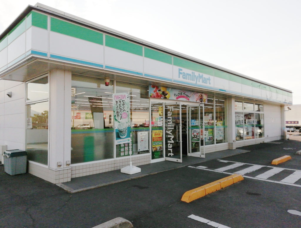 ファミリーマート丸亀金倉町店 外観