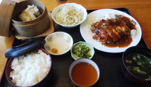 田村町 ｢中華料理 あおば｣の『鶏ピリカラ甘酢定食』と『あおばスープ入りギョーザ』リーズナブルなお値段で、ボリューム満点