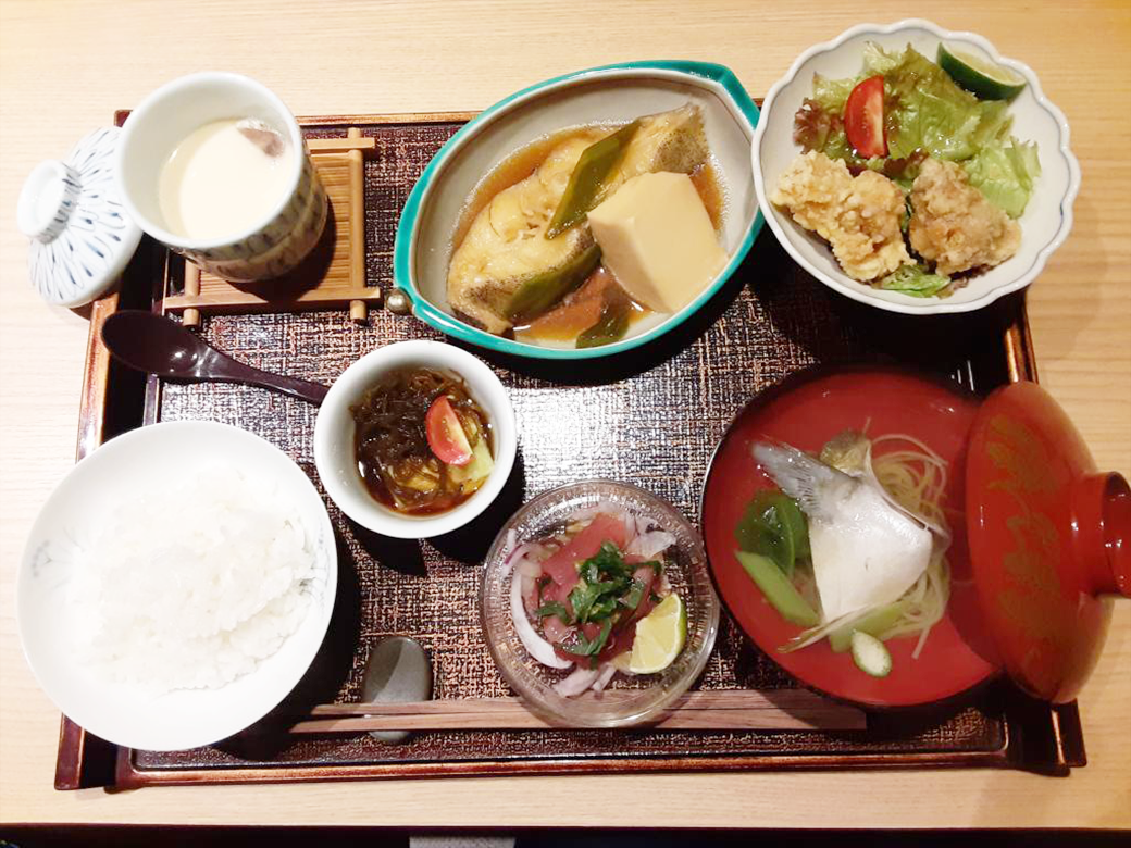 丸亀市土居町 たけひろ 日替り定食