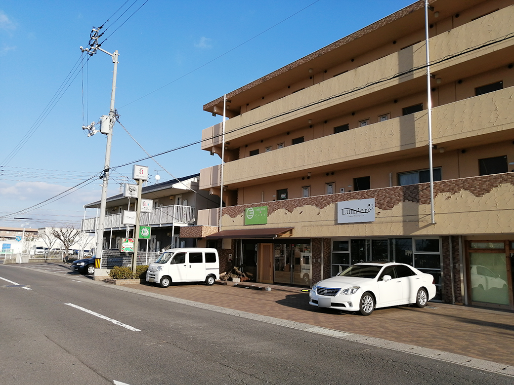 宇多津町 グローリータウン take-out-cafe SAN