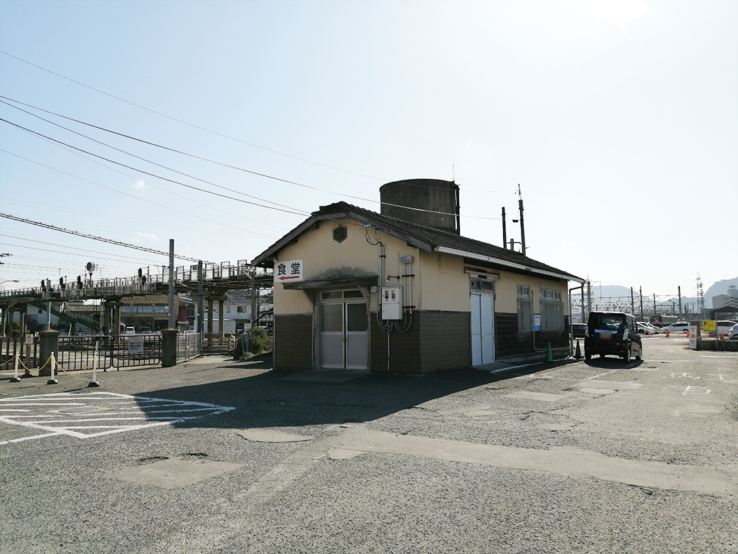 多度津駅 構内食堂