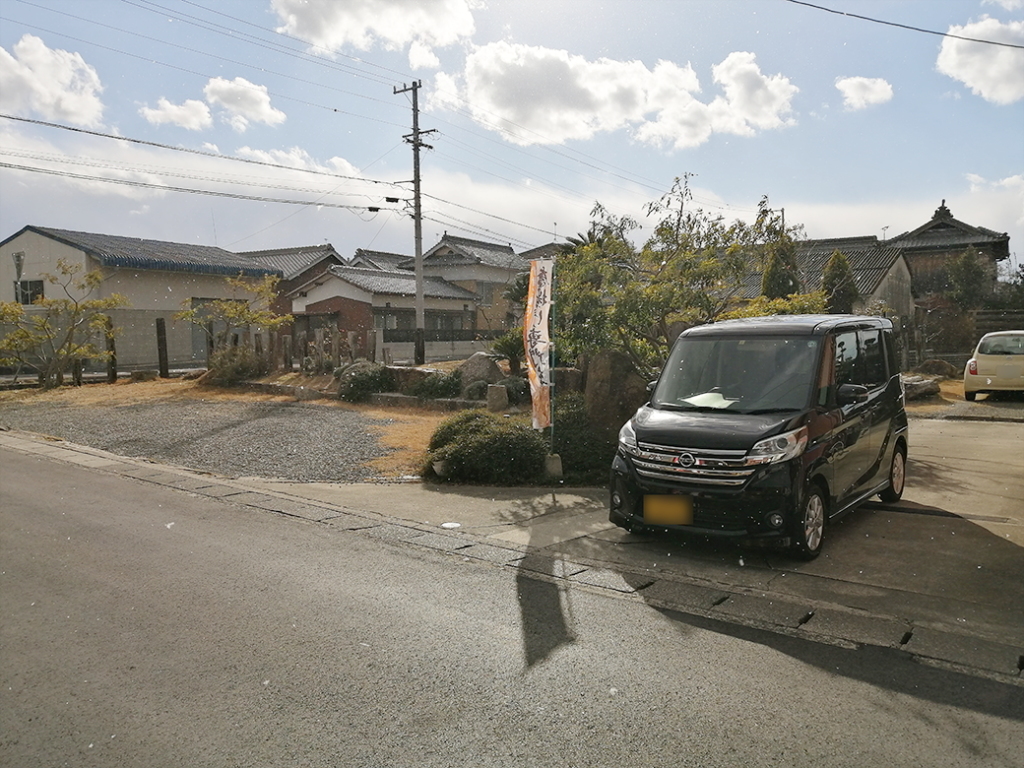 垂水町 鶏工房 駐車場