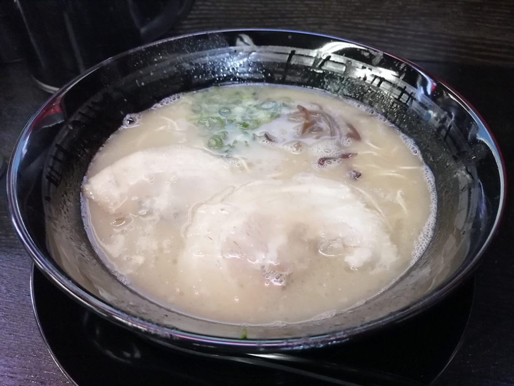 丸亀市土器町 とんこつラーメン たでや 豚骨ラーメン