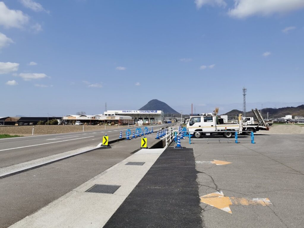 綾歌町 ローソン 綾歌町栗熊西店