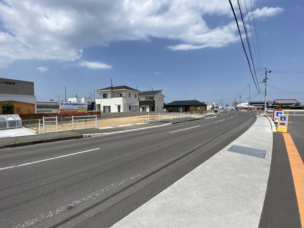 日進堂 住まいの図書館 丸亀