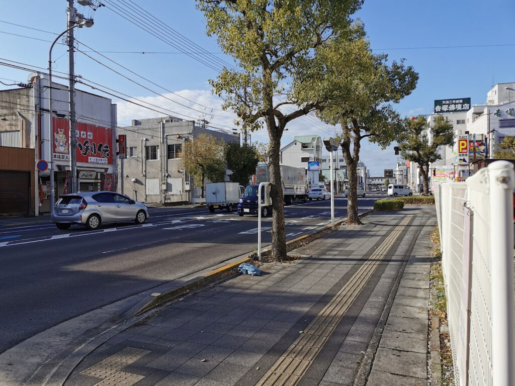 大手町 すし処 一輝 場所