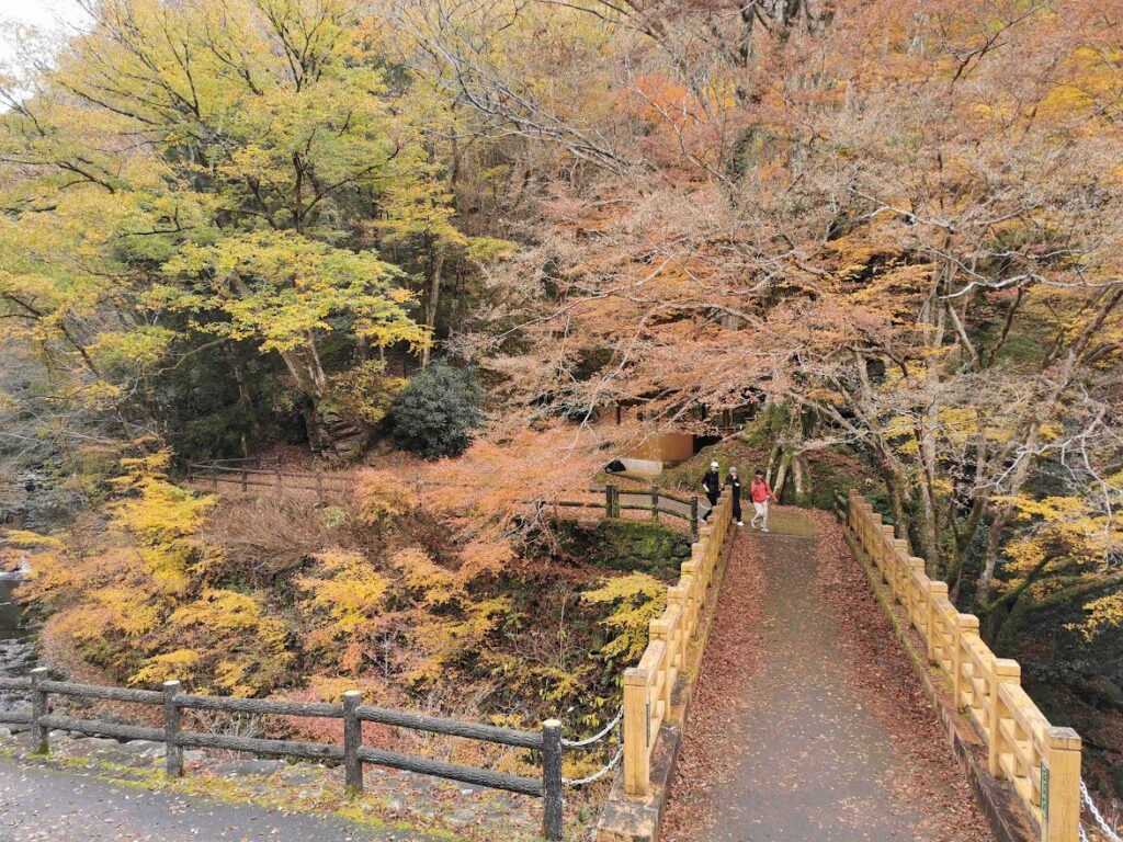 まんのう町 三霞洞渓谷