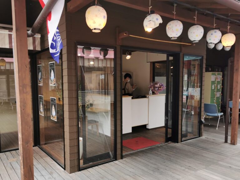 琴平町にかき氷専門店「おもひで氷」が2022年4月8日(金)にオープンしてる。珍しい味のかき氷があるみたい