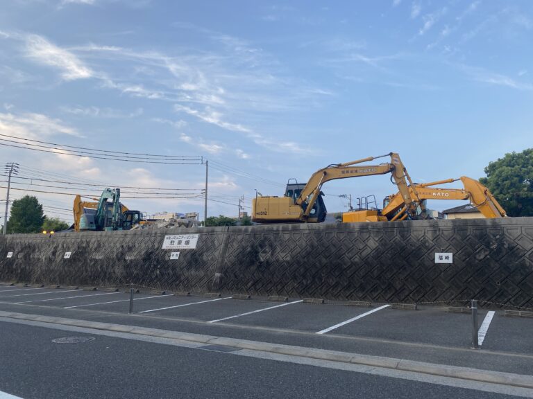 丸亀市南条町にあった「丸亀市立西幼稚園」が解体されてる。現在土居町で新しい幼稚園生活を送ってるみたい