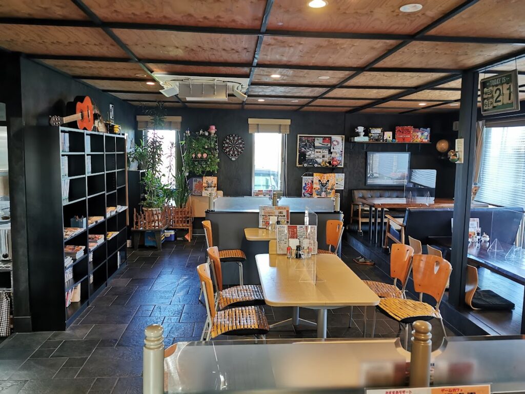 多度津町 カフェ＆ランチVespa(ベスパ) Game Cafe Vespa(ゲームカフェ ベスパ) 店内