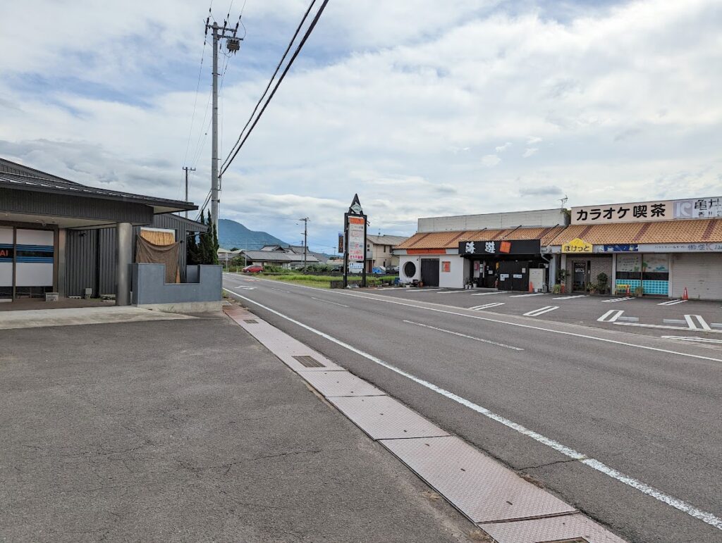 善通寺市原田町 しこくみらい卓球場 場所