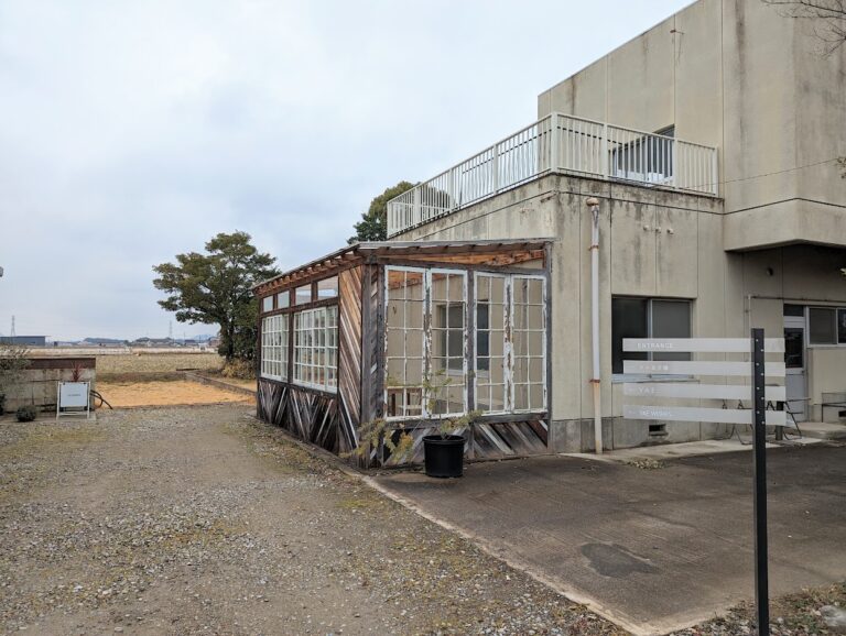 綾川町の「ヤエ食堂」が2023年2月7日(火)から営業を再開してる。お米や盛り付けなどメニュー構成も一部リニューアルしてるみたい