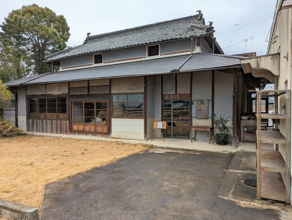 綾川町 ヤエ食堂