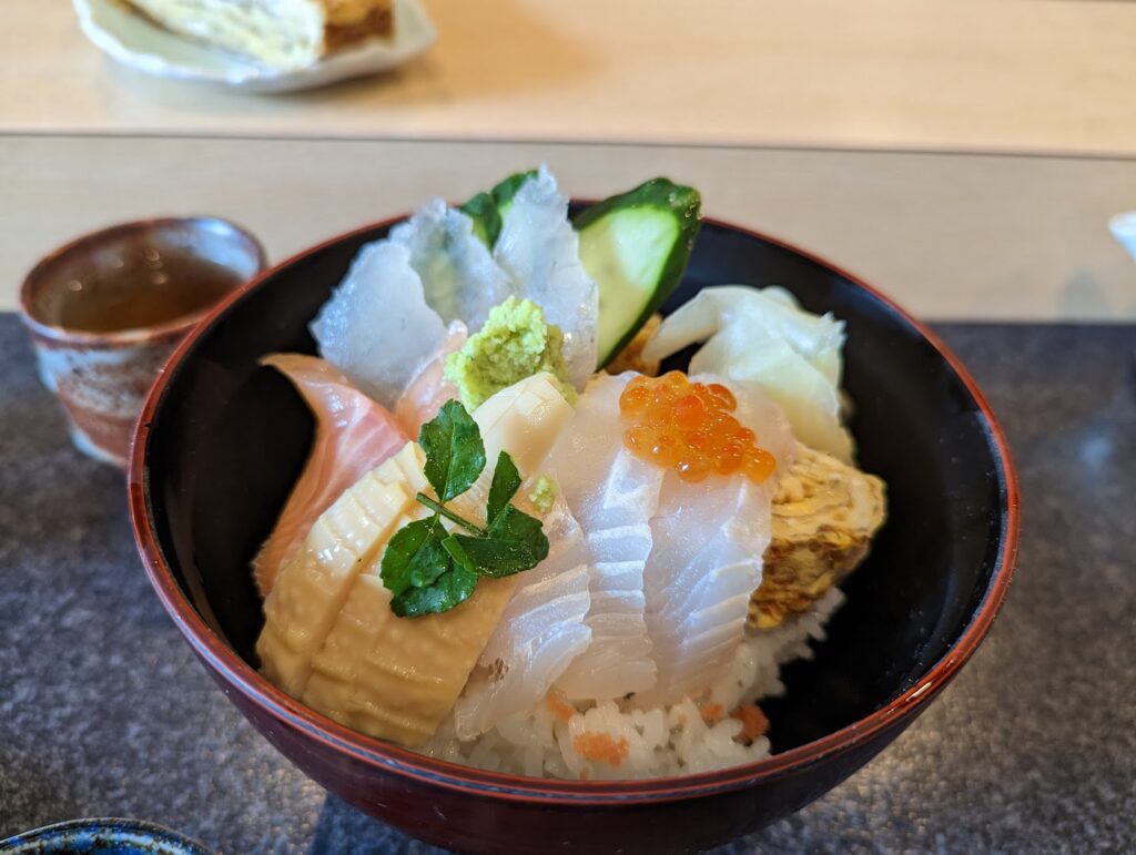 綾川町 鮨 丹波 がっつり海鮮丼