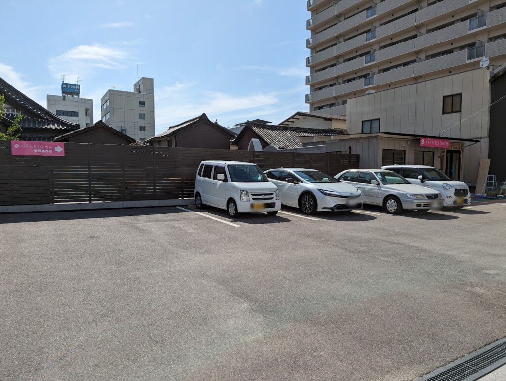 丸亀市富屋町 妙法寺 丸亀さくら想苑 駐車場