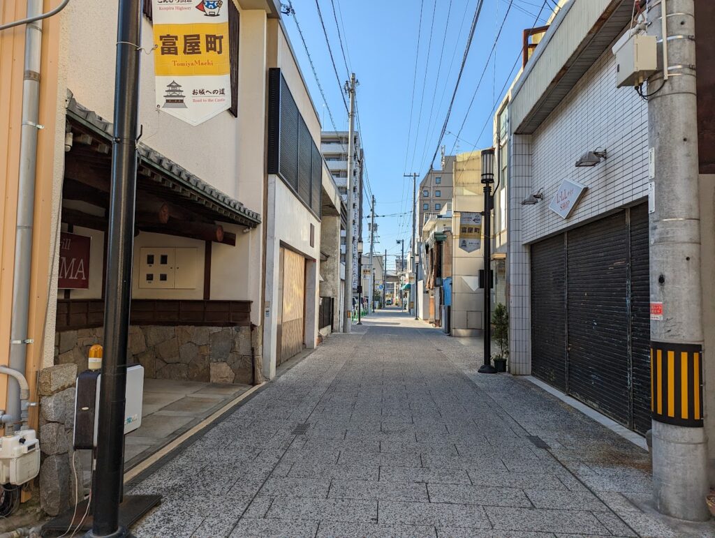 丸亀市富屋町 Grill ENMA (グリル エンマ) 場所