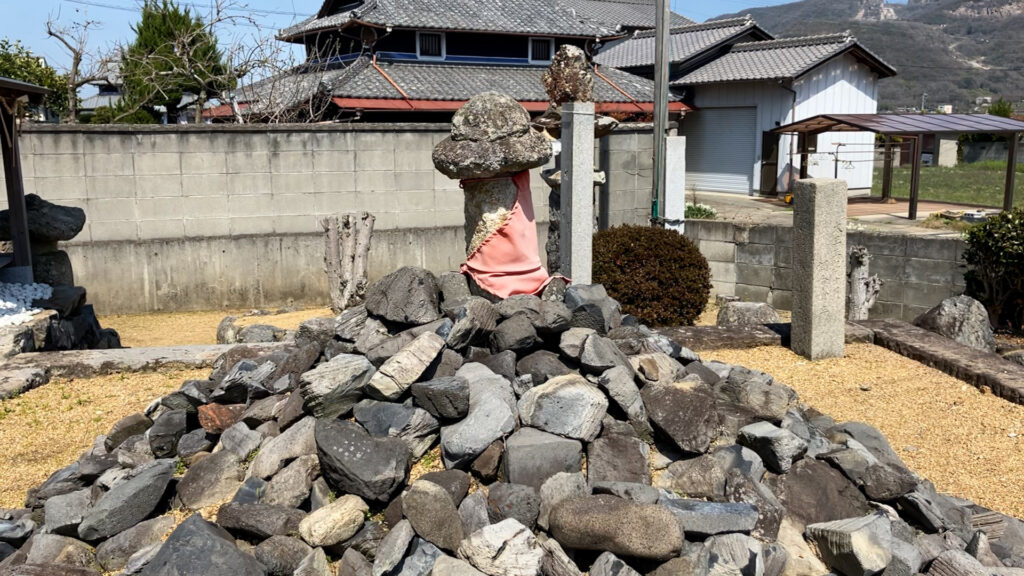 坂出市府中町 菊塚 皇子の墓