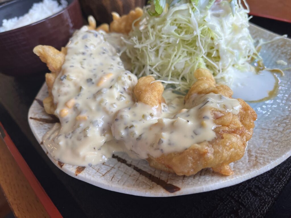 綾川町滝宮 キャトルセゾン ランチ チキン南蛮