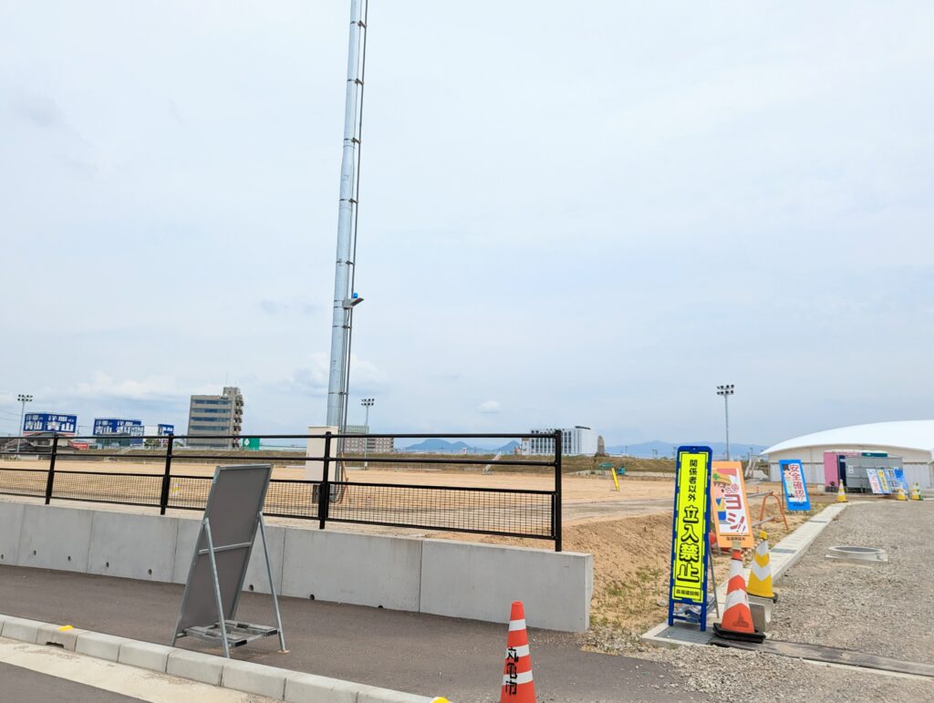 丸亀総合運動公園 先代池北多目的広場