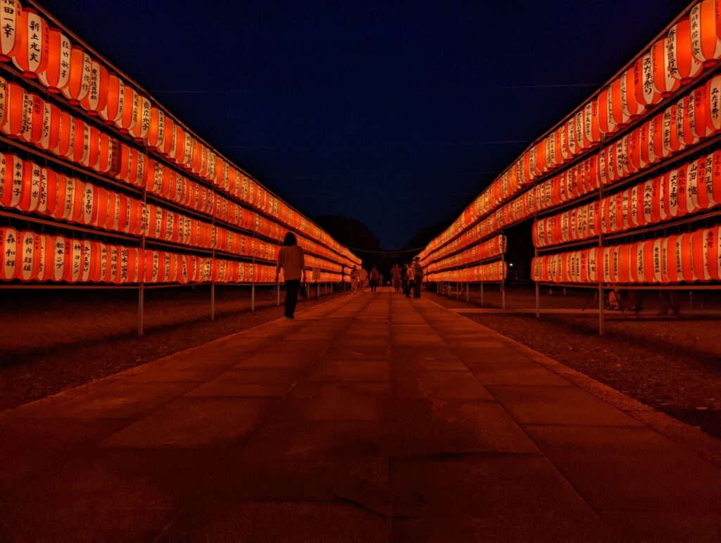 善通寺市 讃岐宮県護国神社 万燈みたままつり