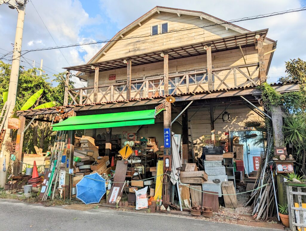 宇多津町 新世界萬屋倉庫