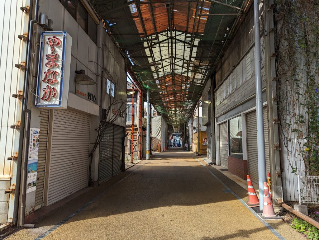 坂出市商店街 サンロード港町商店街