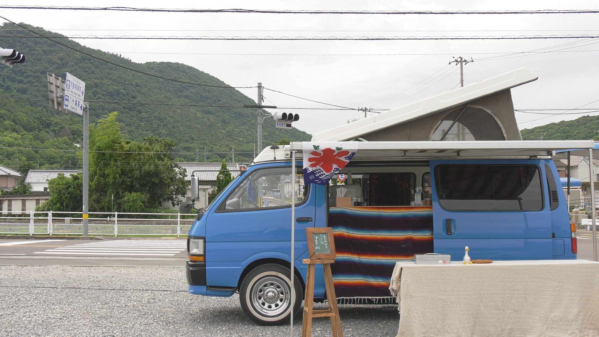 坂出市　ジャンクエース キッチンカー