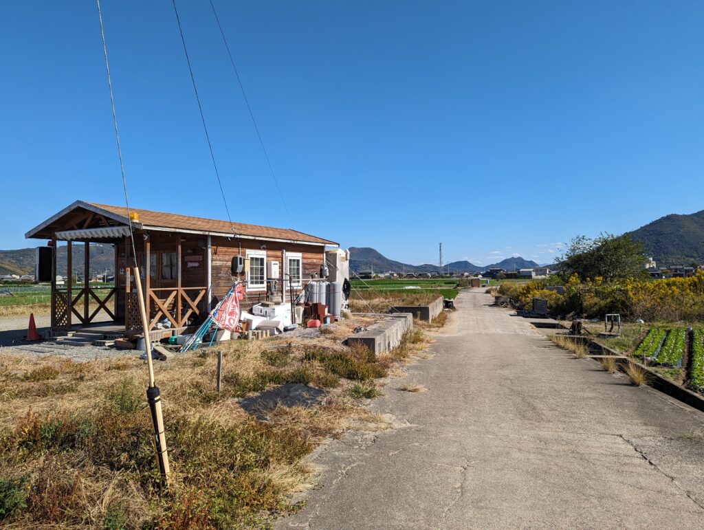 坂出市江尻町 金山コスモス園 場所