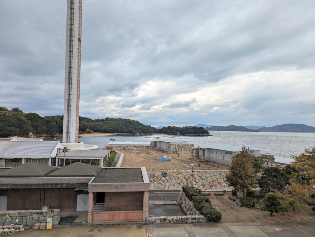 坂出市番の州 瀬戸大橋タワー 北側 工事中 場所