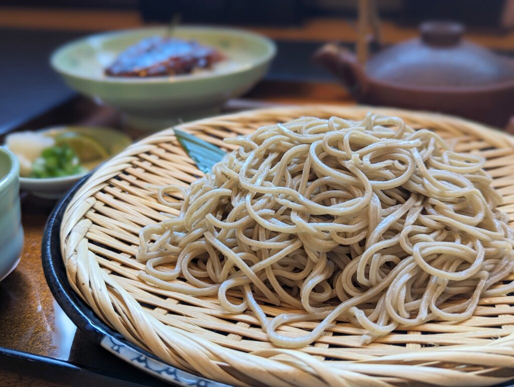 丸亀市綾歌町 和カフェ織部 ざる蕎麦とミニうな丼