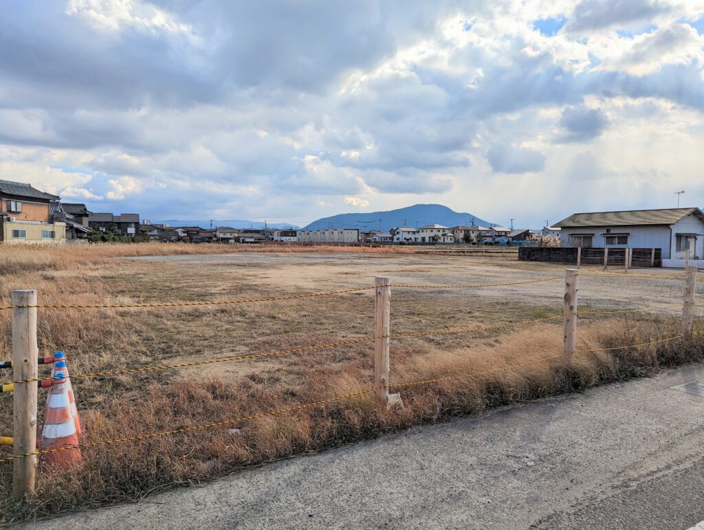 丸亀市柞原町 旧丸亀市中央学校給食センター跡地