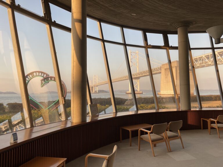 瀬戸大橋記念館で開催される「お正月お楽しみ抽選会」で2026年の運試し！先着300名に豪華賞品が当たるみたい！1月4日(日)は「あん餅雑煮」が登場