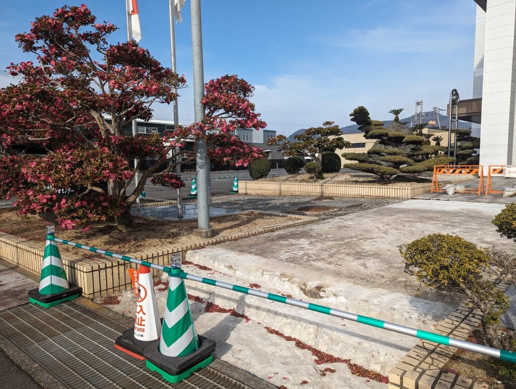 丸亀市飯山町 飯山市民総合センター