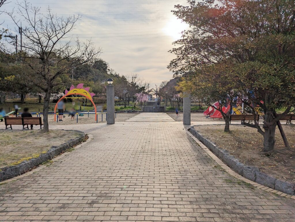 坂出市八幡町 田尾坂公園