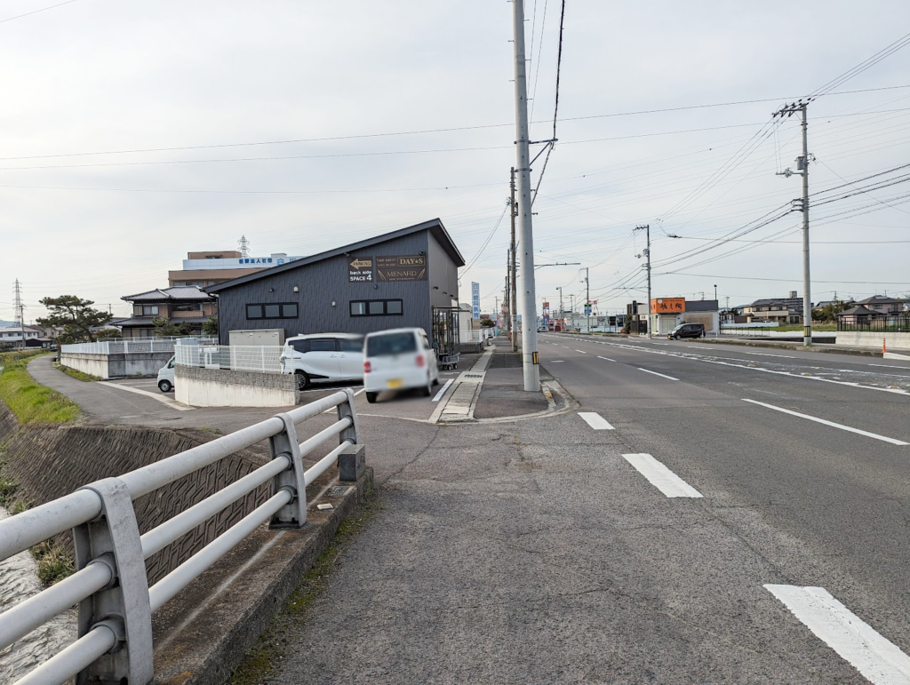 丸亀市今津町 salon totto(トット) 駐車場