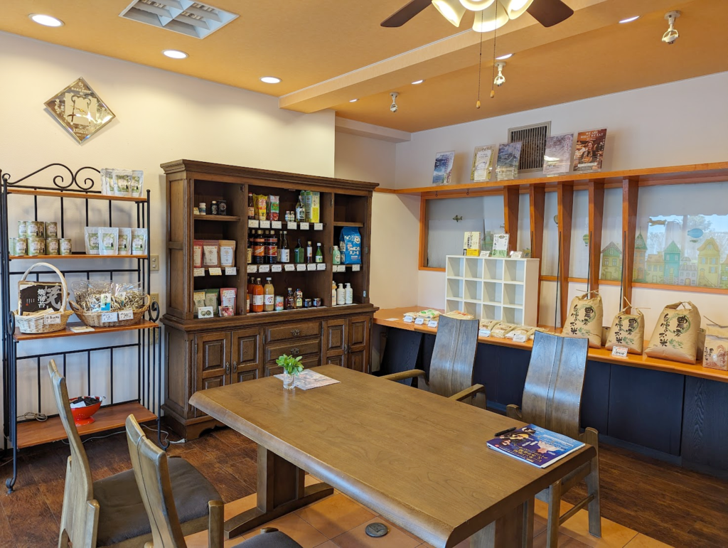 多度津町 ほんまもん広場 店内