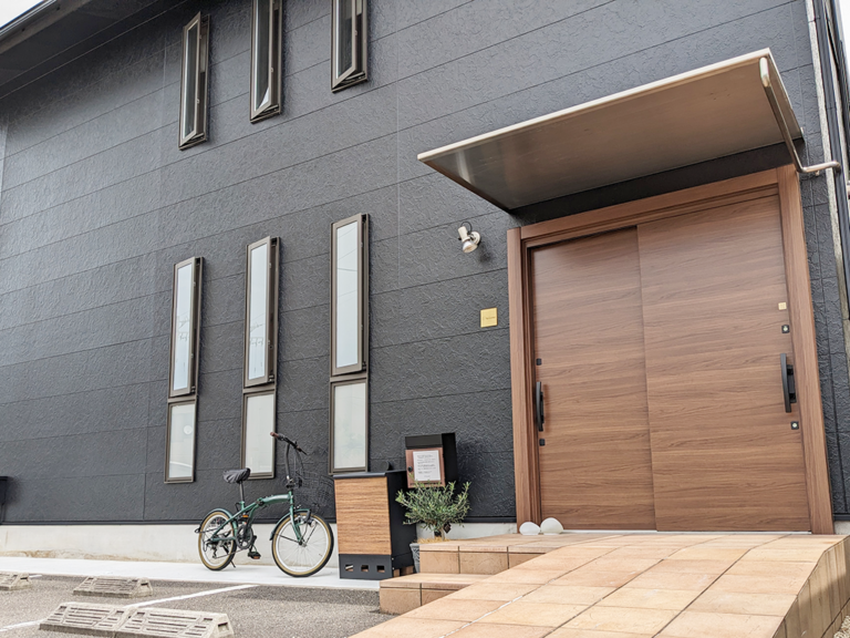 坂出市久米町に「hair salon NAGOMI(ナゴミ)」が2024年4月23日(火)にオープンしてる！ヘッドスパや岩盤浴設備でその人にあったメニューを考えてくれる癒やされるための空間