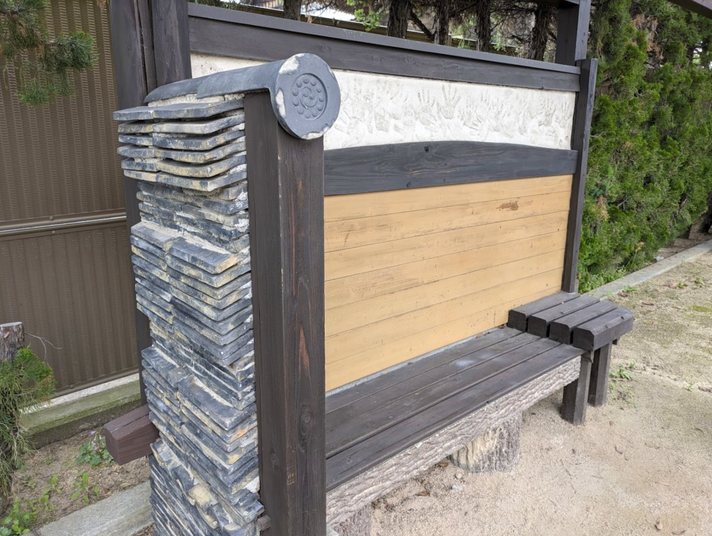 丸亀市南条町 丸亀城乾 ヘンロ小屋
