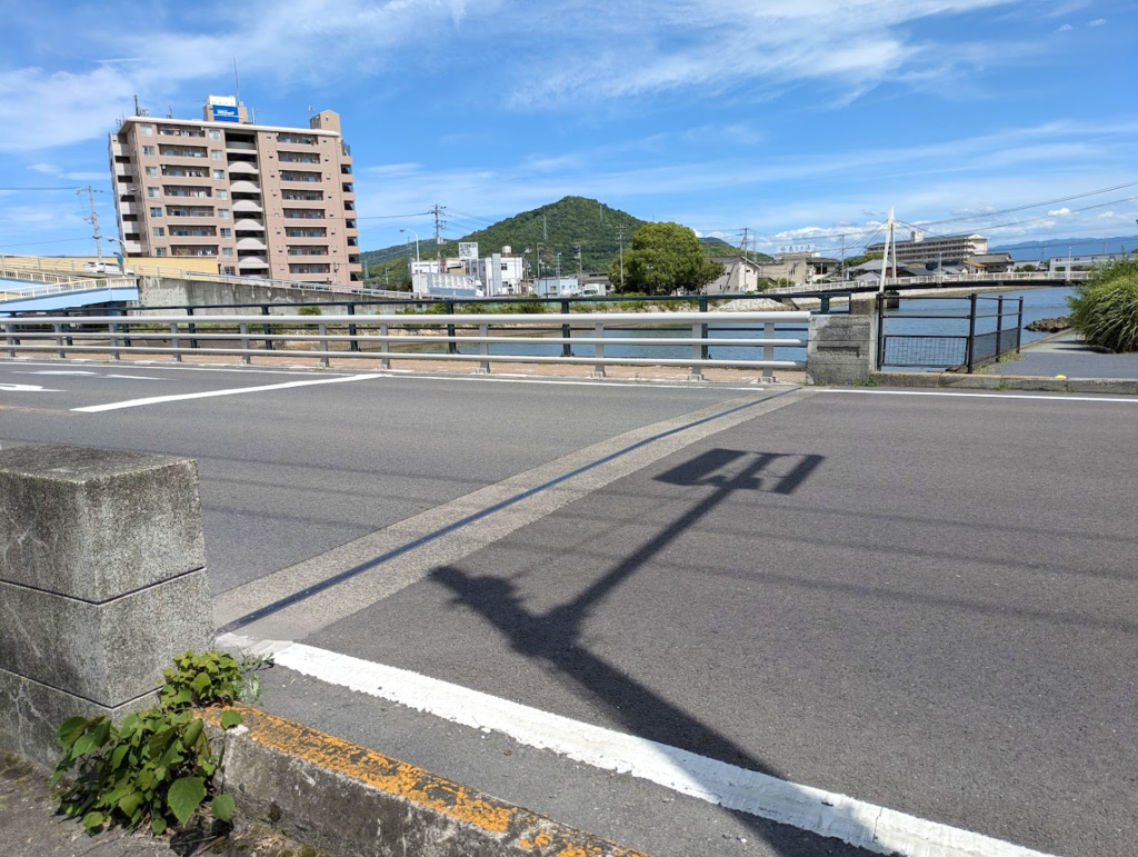 宇多津町 大束川橋