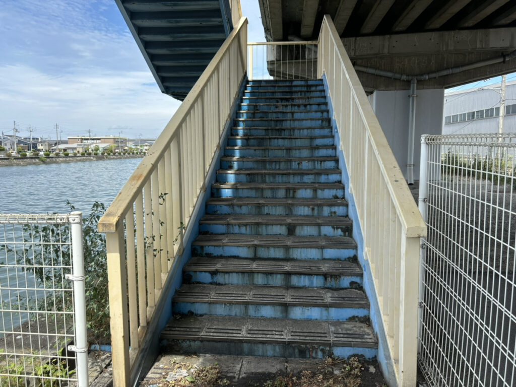 宇多津町 高架橋