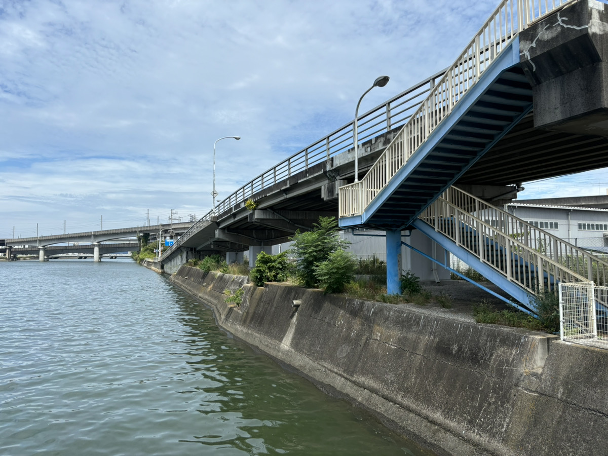 宇多津町 高架橋